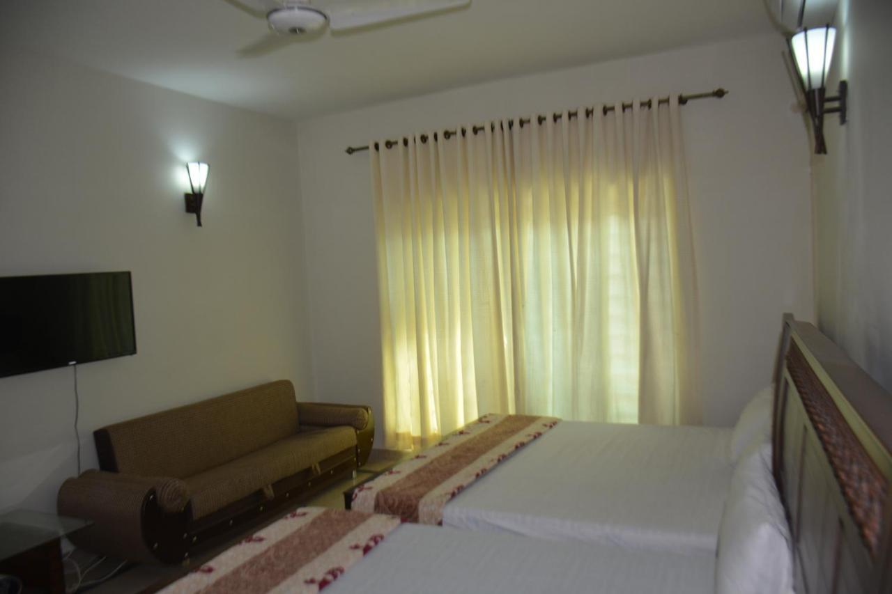 The Travelers Den Hotel Islamabad Exterior photo